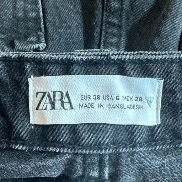 Zara Shorts Womens Sz 6 High Rise Distressed Denim Black Frayed Hem Metal Button - Picture 12 of 13